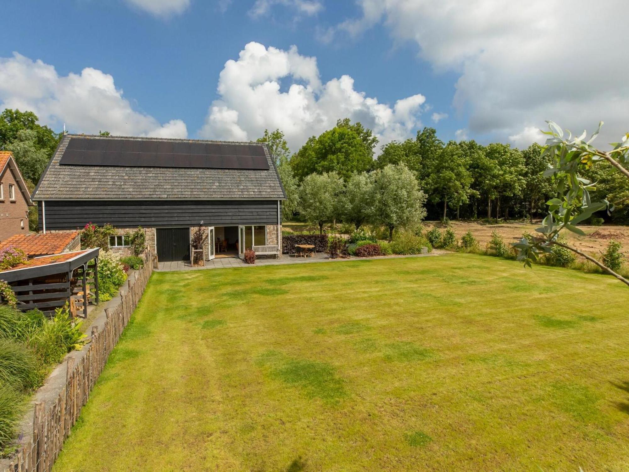 Lovely Holiday Home In Grijpskerke With Garden Eksteriør billede